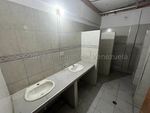 Galpón En Venta Av Intercomunal Turmero Maracay 24-4212 Hc