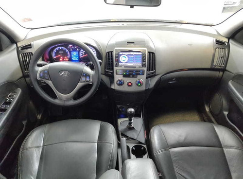 Hyundai I30 2.0 16v 145cv 5p Mec. 2011