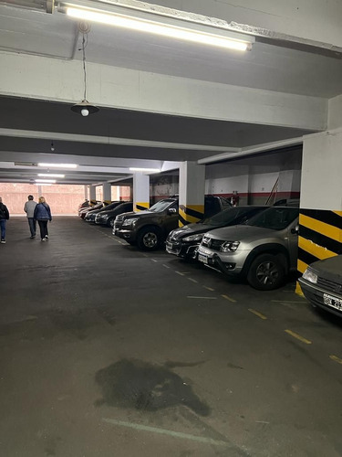 Imagen 2 de 5 de Cochera En Venta En San Telmo