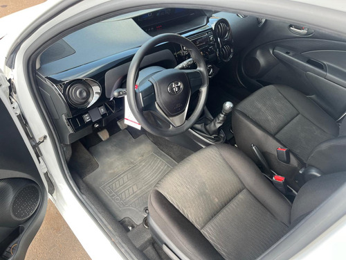 Toyota Etios 1.5 X 6mt My19