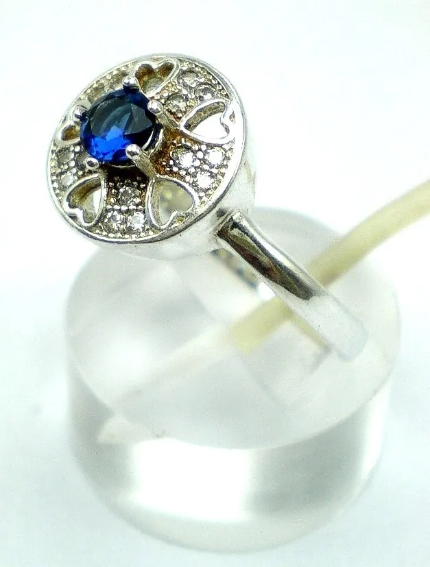 Anillo De Plata 925 Zafiro Azul Y Zafiros Blancos Corazones