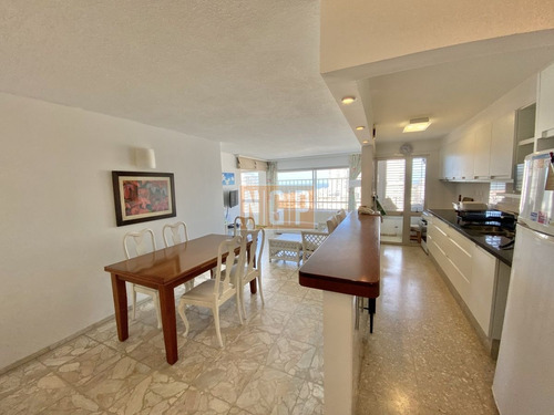 Imagen 2 de 17 de Apartamento En Peninsula, 3 Dormitorios