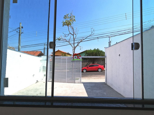 Imagem 3 de 15 de Ótima Casa De 3 Quartos No Bairro Europa! - 2539