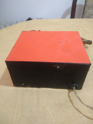 Cargador De Baterias Antiguo 6 Y 12v 15amp A Probar No Envio (Usado)
