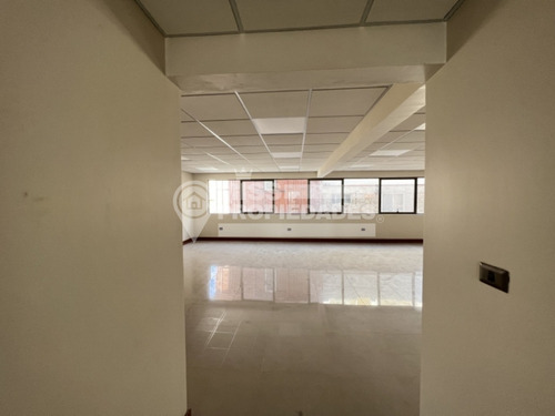 Se Arrienda Oficina 302 Sector Centro Sur