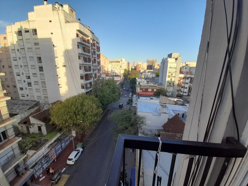 Imagen 8 de 23 de Departamento 3 Ambientes - Al Frente - Alberti 1800