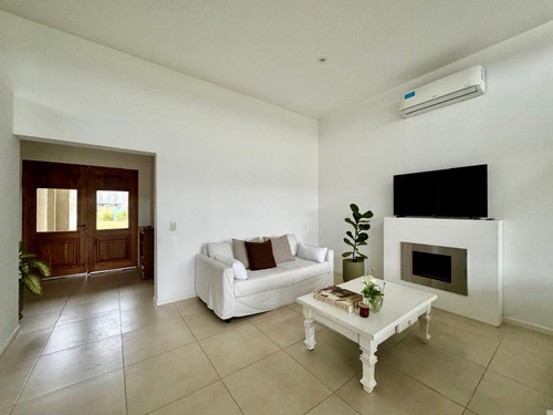 Casa Amoblada En Alquiler Barrio Cerrado San Matias Con Tres Habitaciones
