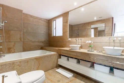 Apartamento En Venta En Chicó Norte. Cod V23956