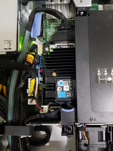 Servidor Dell R430 Xeon Six E5-2620 V3 2,4ghz 32gb 2sas 2tb