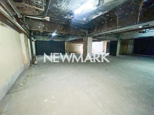 Local Comercial En Arriendo En Iconico Edificio