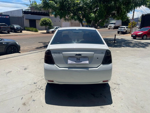 Ford Fiesta 1.6 ROCAM SEDAN 8V FLEX 4P MANUAL