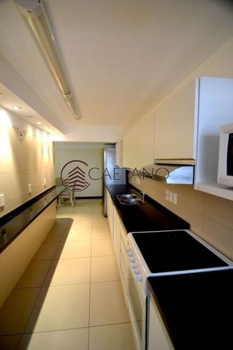 Apartamento En Mansa 3 Dormitorios Con Terraza-ref:1562