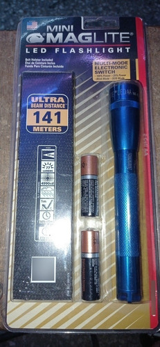 Mini Linterna Maglite Led Con Forro De Nailon 141 Mts Azul