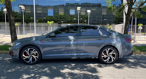 Volkswagen Vento 2.0 Tsi Gli 211cv App Connect + Nav