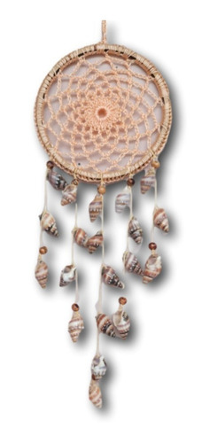 Imagem 2 de 6 de Filtro Dos Sonhos Em Crochê Com Conchas Natural Ref. 1816