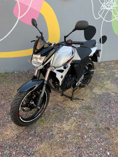 Yamaha Fz Fi 2.0 2020 Blanca Con Alarma!