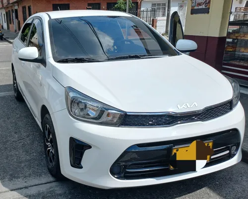 Kia Soluto Emotion