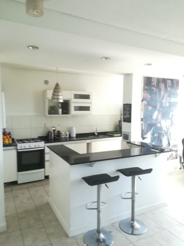 Departamento En Venta En Liniers