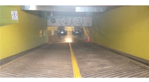 Imagen 4 de 12 de Cochera En Edificio Libérateur (belgrano)