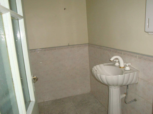 Avellaneda 1700 Casona T: 425 Ms2 464 Ms2 Cub