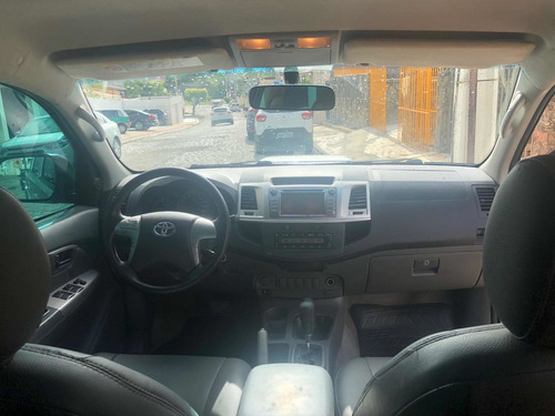 Toyota Hilux 3.0 Srv Top Cab. Dupla 4x4 Aut. 4p 2013