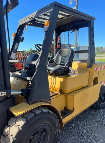 Autoelevador Cat Dp50 5000kg Torre Triple 6mts Año 2008