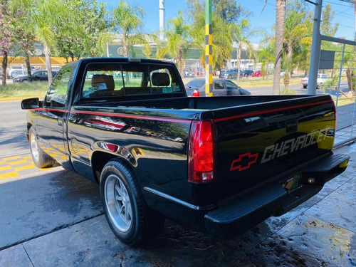 Imagen 11 de 15 de Chevrolet Cheyenne 1998