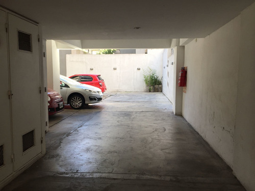 Venta 2 Amb. Con Balcón, Pileta, Muy Luminoso