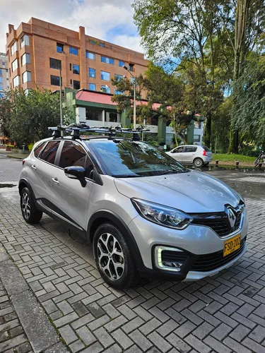 Renault Captur 2.0 Intens Automática