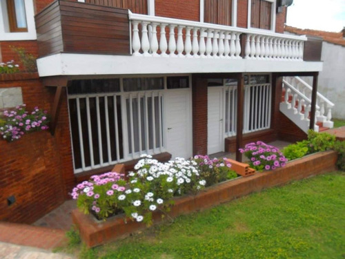 Imagen 10 de 12 de Departamentos Y Duplex A Media Cuadra Del Mar