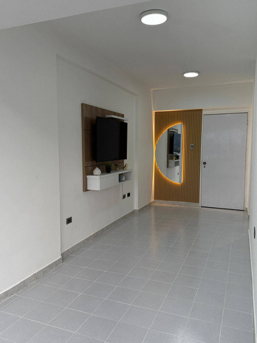 Eduardo Romero Vende Apartamento El Viñedo Valencia 290622