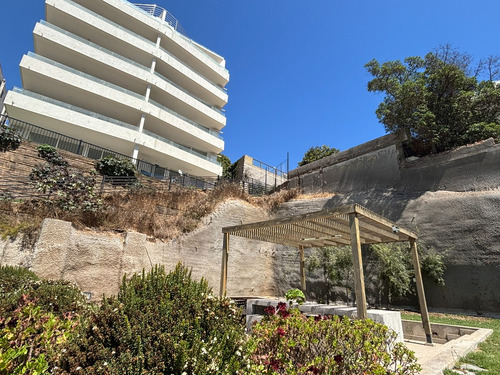 Se Vende 2 Dormitorios. 95m2. Playa La Boca. Estacionamiento