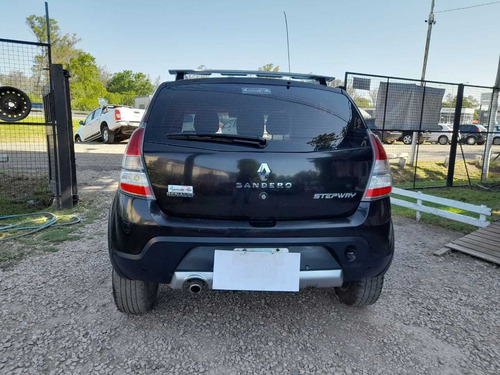 Imagen 6 de 13 de Renault Sandero Stepway 1.6 Confort L/11 2012