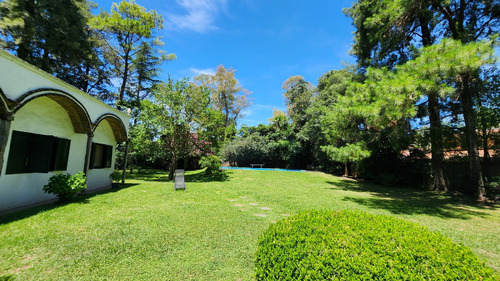 Casa Estilo Colonial Español De 5 Ambientes En Una Planta En Don Torcuato
