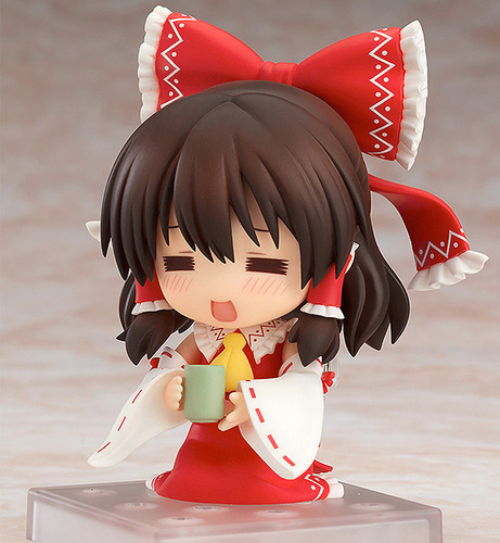 Figura Nendoroid 700 Reimu Hakurei 2.0 Touhou Project