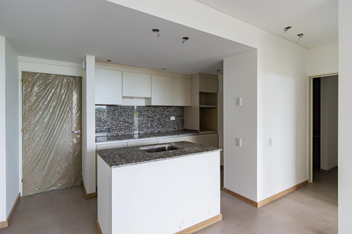 Av San Martin Al 1300 Venta Departamento 2 Dormitorios En Granadero Baigorria