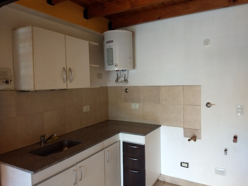 Imagen 10 de 12 de Nuevo Valor!!! Vende 2amb + Entrepiso