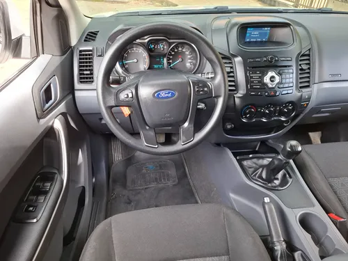 Ford Ranger 2.5 Gasolina 4x2