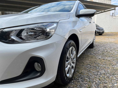 Imagen 7 de 23 de Chevrolet Onix 2020 1.2 Lt Tech Onstar