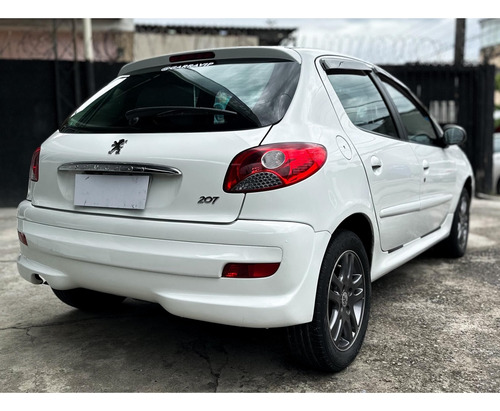 Peugeot 207 1.4 ACTIVE 8V FLEX 4P MANUAL