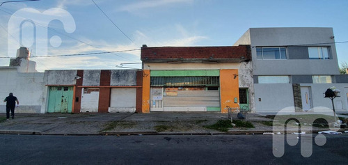 Imagen 1 de 4 de Venta Local Comercial La Plata