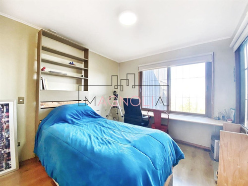 Casa En Venta De 6 Dorm. En Casablanca
