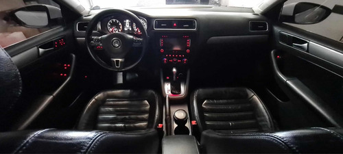Imagen 4 de 12 de Volkswagen Vento 2012 2.0 Sportline Tsi 200cv Dsg