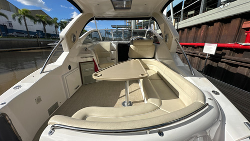 Segue 32 Gt / 2016 / Volvo D4-300 / Mooney Embarcaciones