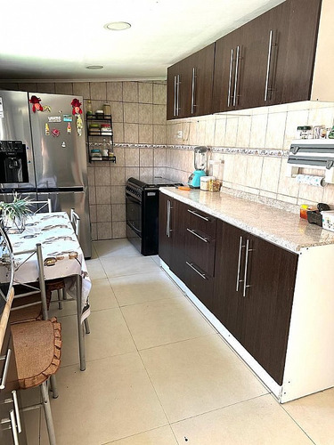 Se Vende Casa Gran Oportunidad. 3d 1b.