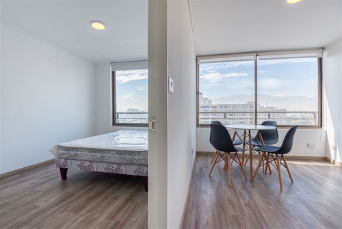 Depto Crnel Robles, Piso 11, Vista Oriente
