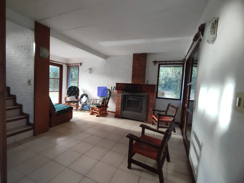 Venta De Casa De 5 Dormitorios En Altos Del Pinar Punta Del Este
