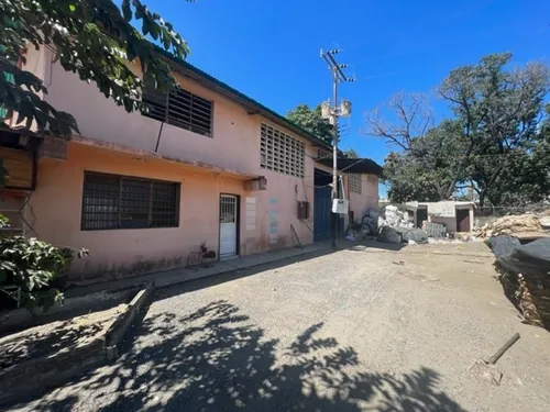 Se Vende Terreno. Maracay.
