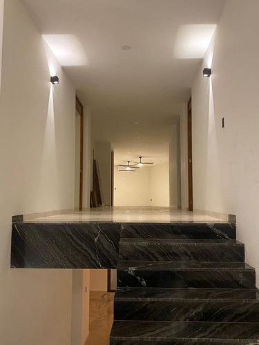 Espectacular Propiedad En Venta En Privada Merida Altabrisa (nvc-2372)
