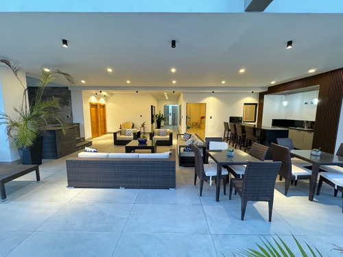 Penthouse En Bella Vista Sur